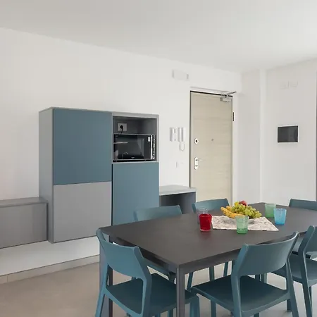 Bright With Balconies Apartment Lignano Sabbiadoro